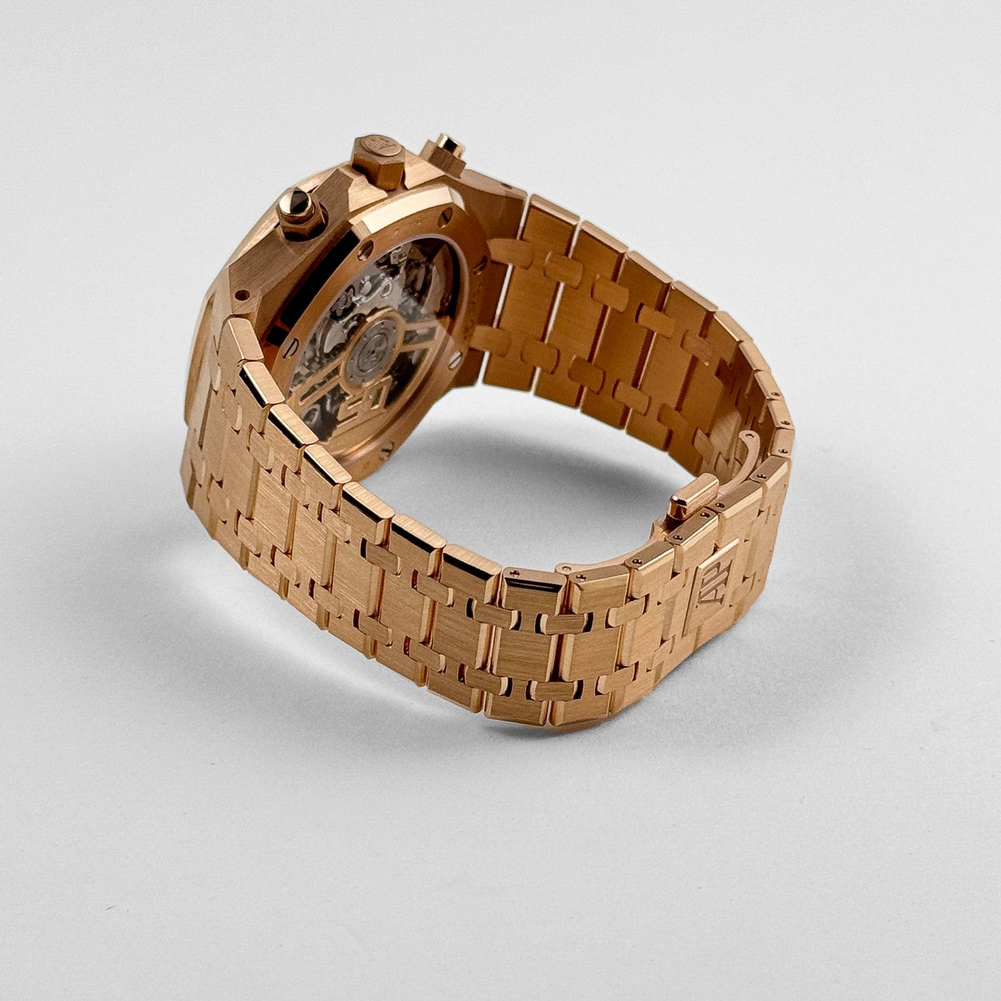 Audemars Piguet Royal Oak Super Clone 26240OR.OO.1320OR.04 Chronographe « 50e anniversaire » Or rose Cadran vert kaki (2022) Mouvement suisse 3285