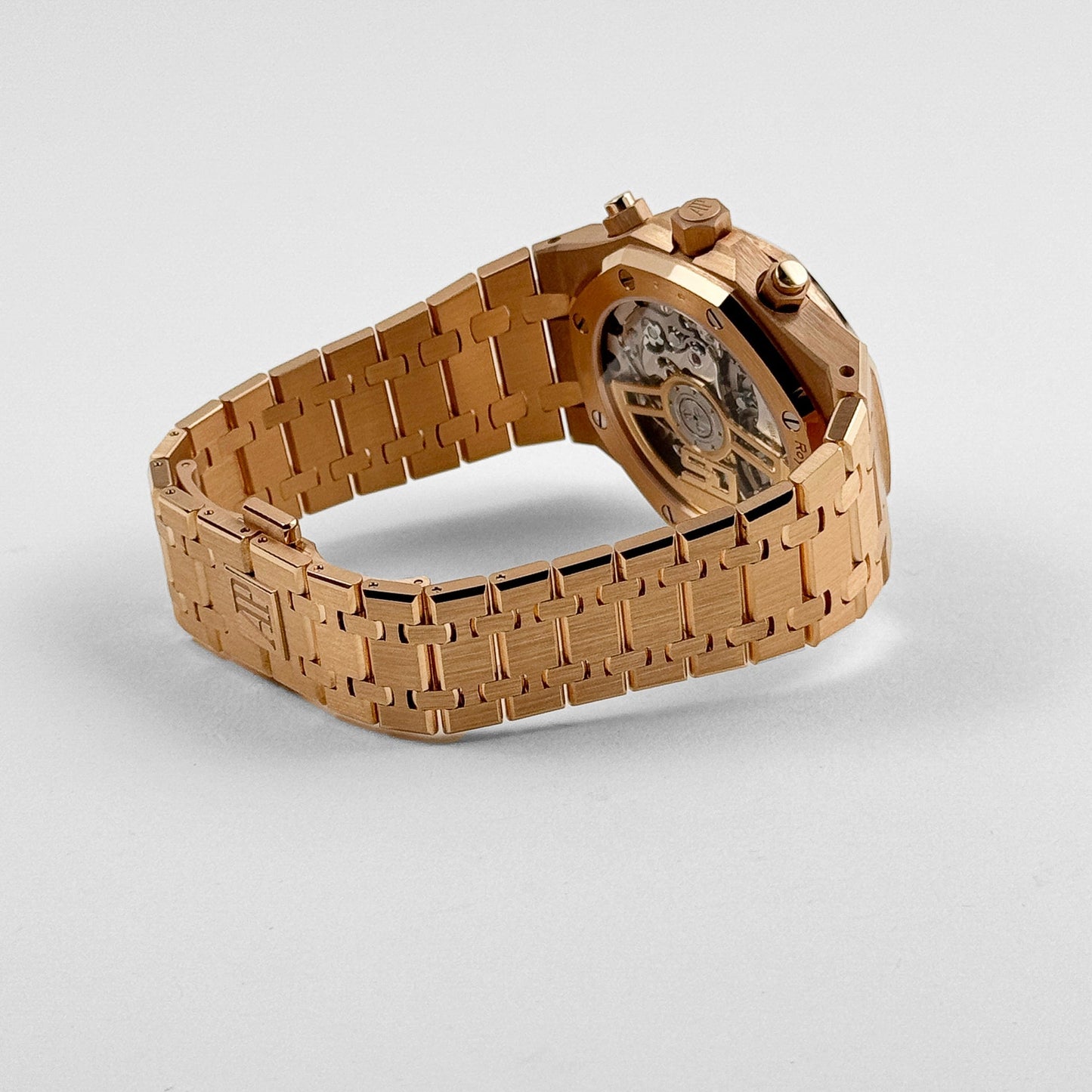 Audemars Piguet Royal Oak Super Clone 26240OR.OO.1320OR.04 Chronographe « 50e anniversaire » Or rose Cadran vert kaki (2022) Mouvement suisse 3285