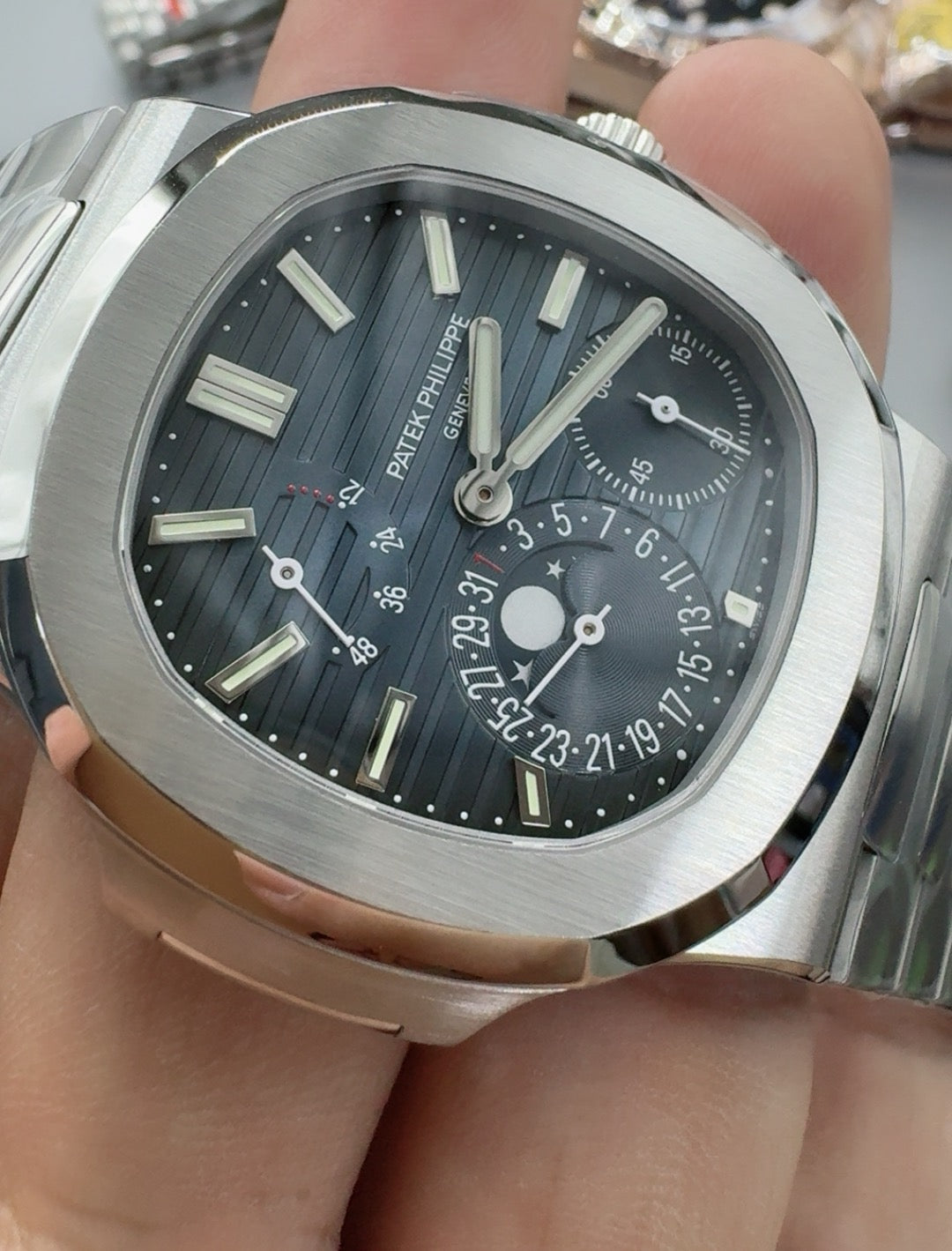 Patek Philippe Nautilus Moon Phase Stainless Steel 5712/1A-001 AAA
