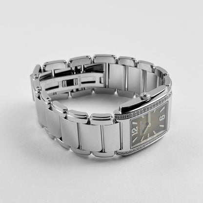 Patek Philippe Twenty-4 4910/1200A-010 « Femme » Acier Inoxydable Cadran Gris Lunette Diamants Quartz (2024)