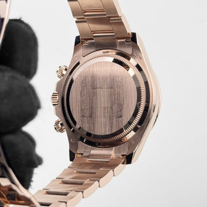 Rolex Daytona 126505 Or rose Cadran noir brillant (2024)