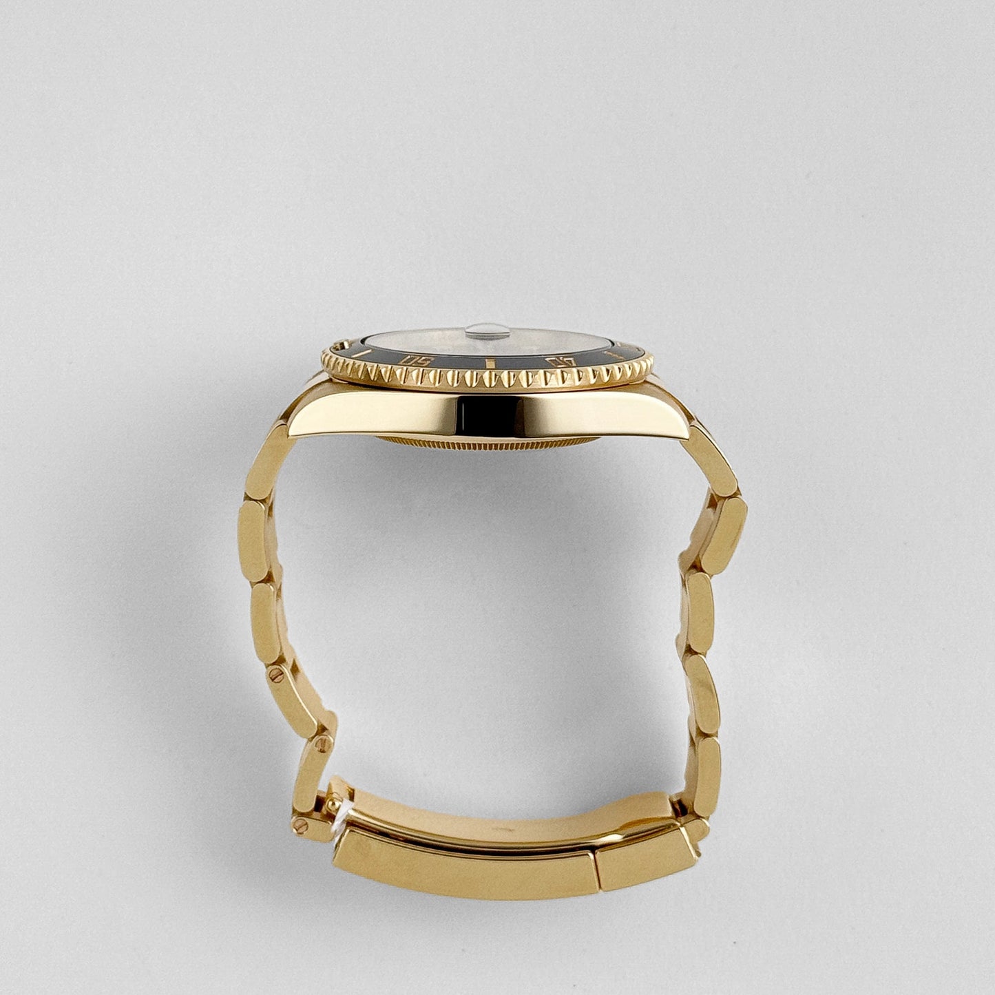 Rolex Submariner Date 116618LN Or jaune Cadran noir