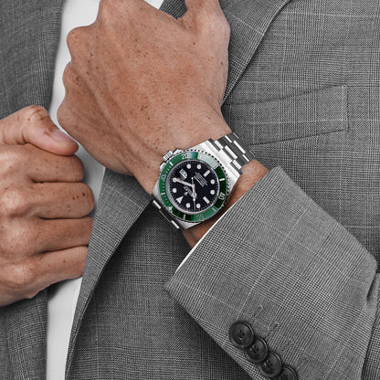 Rolex Submariner Date 126610LV 'Starbucks MK1' Acier inoxydable Cadran noir (2023)