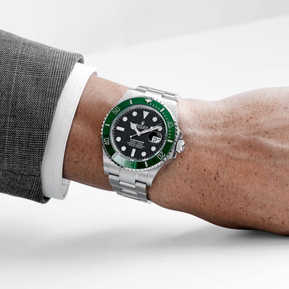 Rolex Submariner Date 126610LV 'Starbucks MK1' Acier inoxydable Cadran noir (2023)